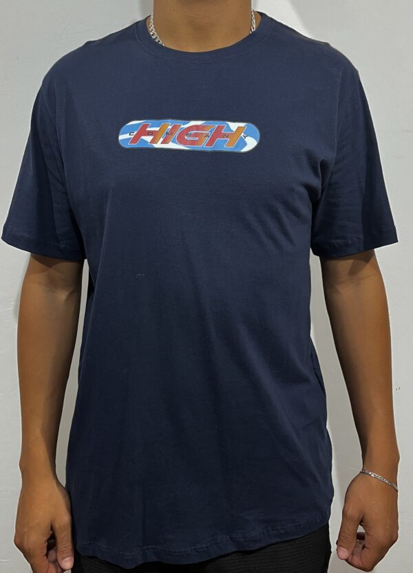 Camiseta High Estampada Logo