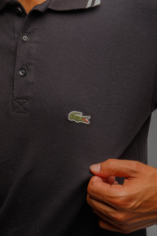 Polo Lacoste Striped Roland Garros - Preta - Imagem 3