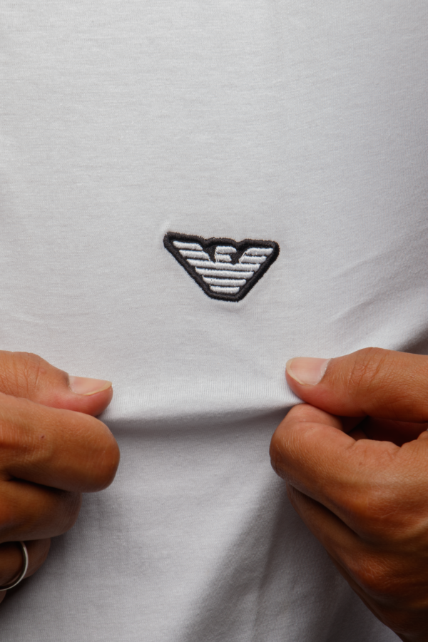 Camiseta Emporio Armani - Imagem 2