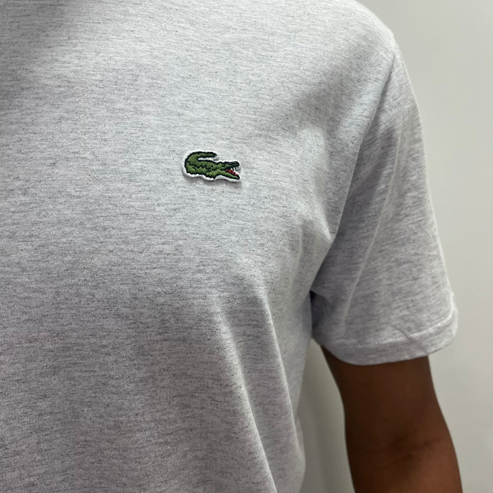 Camiseta Lacoste Bordado Mescla Claro - Imagem 2