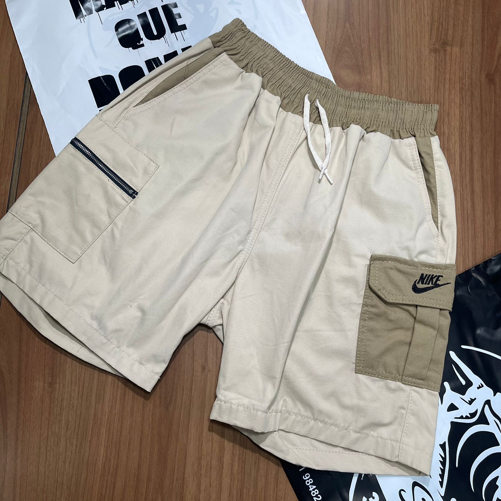 Bermuda Cargo Nike Bege