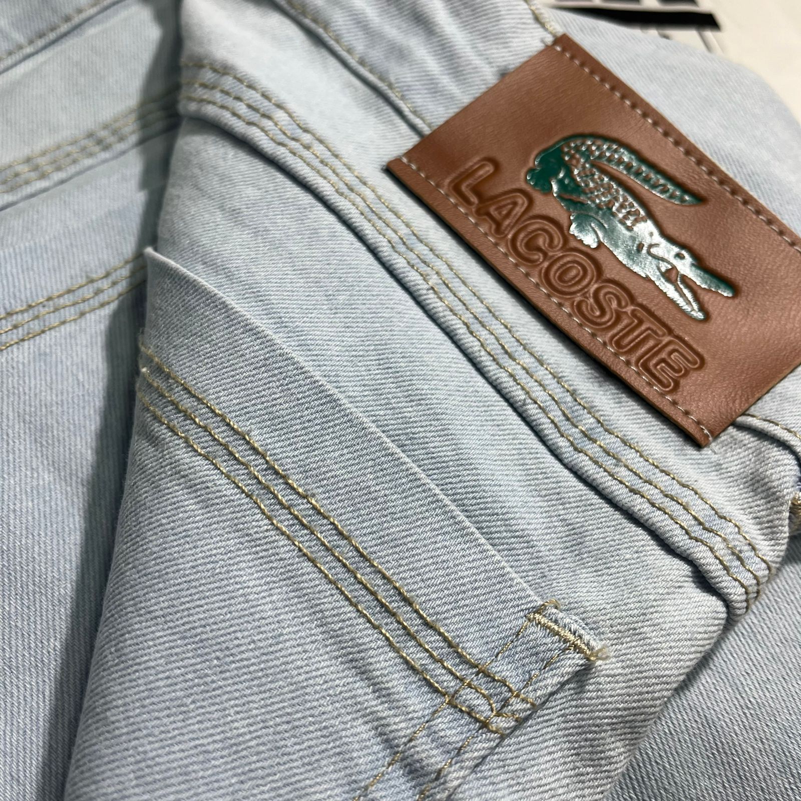 Calça Lacoste Jeans - Imagem 3