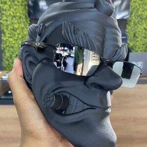 Óculos Oakley Vilão