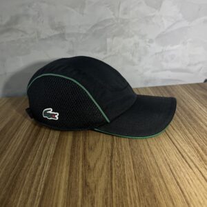 Boné Lacoste Sport Colorblock Preto com Lista Verde