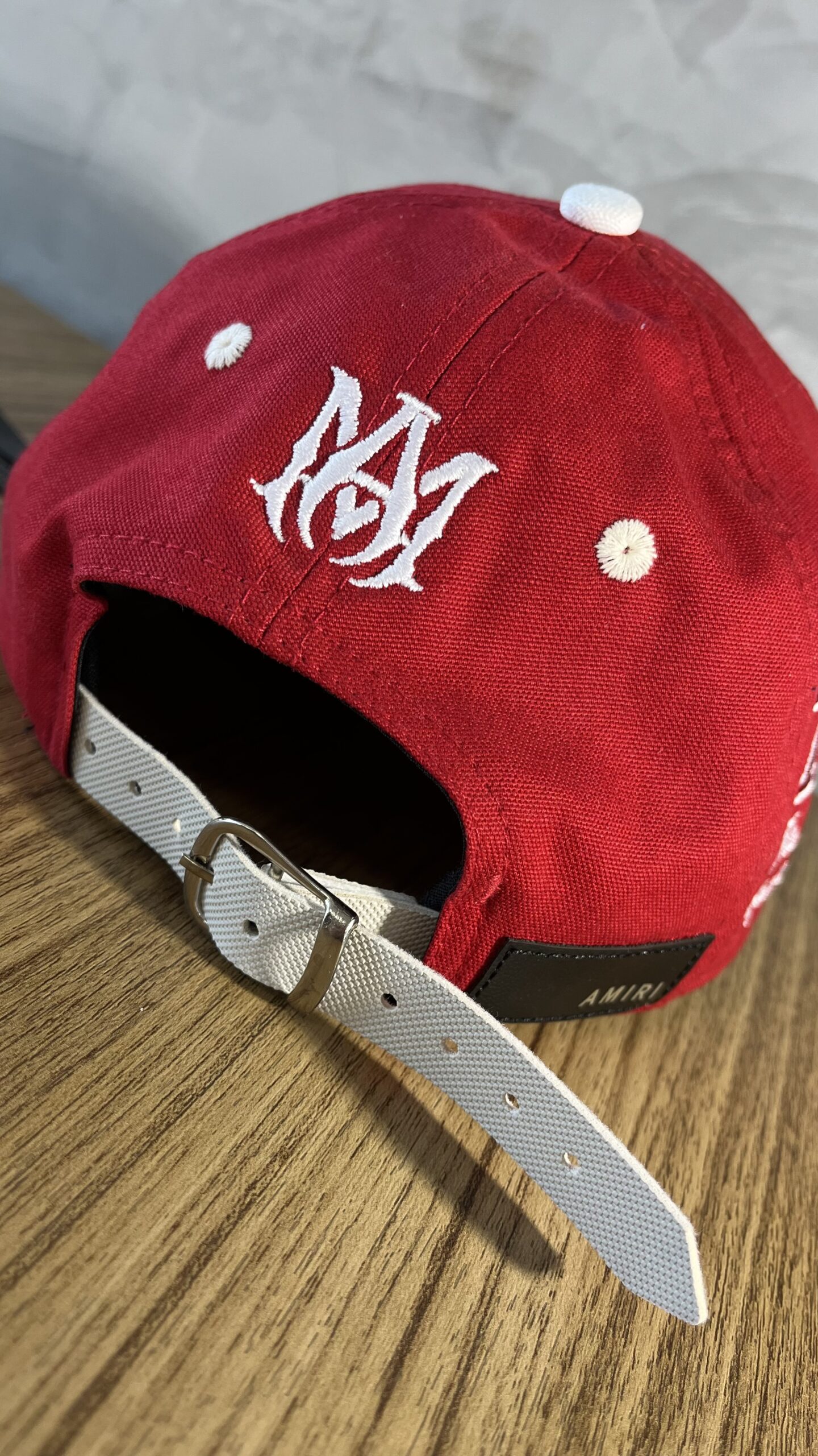 Boné Amiri MA Spirit Bordado Vermelho e Branco - Imagem 4