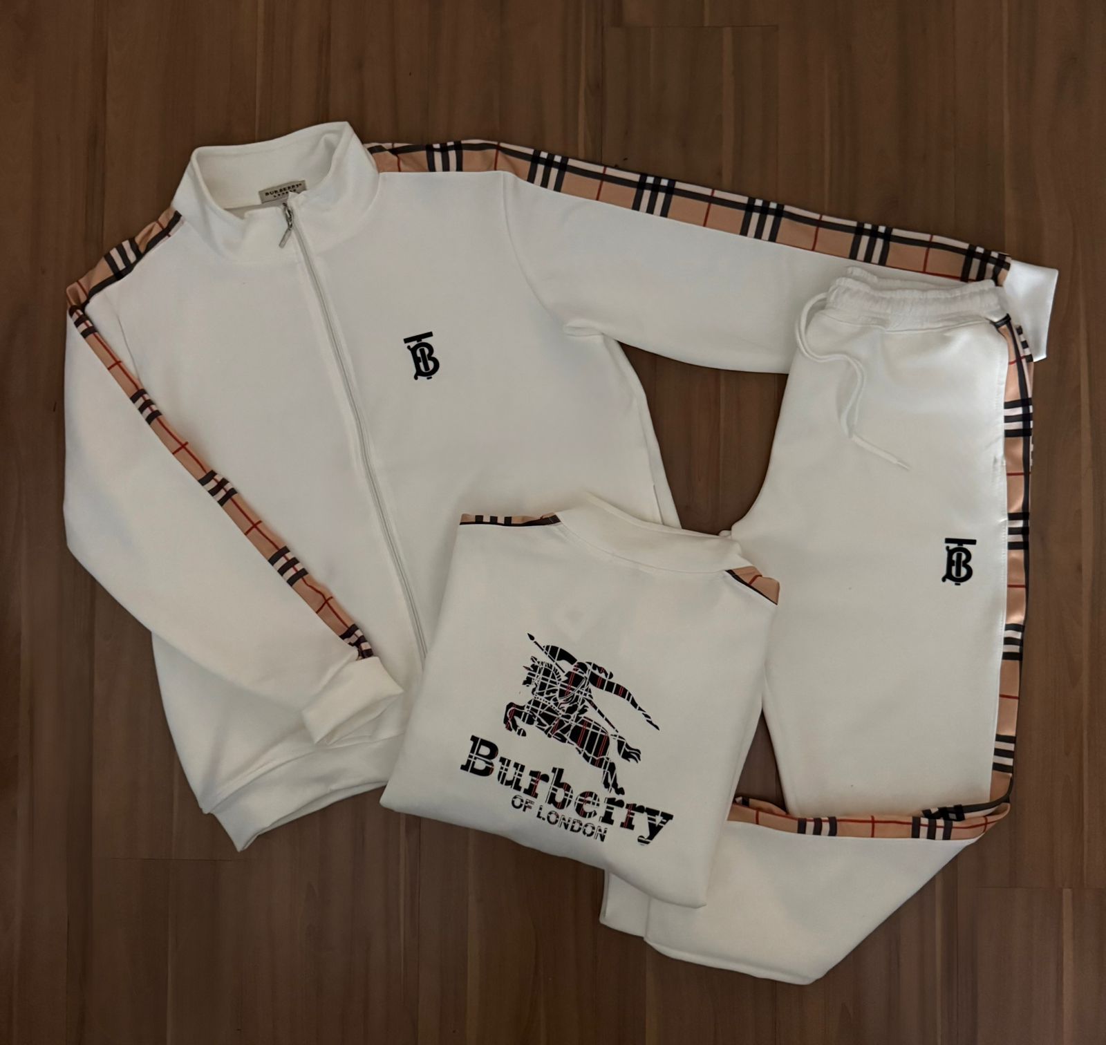 Conjunto Burberry